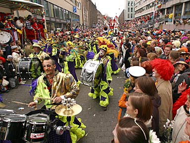 Carnival Monday Parade Cologne 2003 - Neven-Dumont-Straße